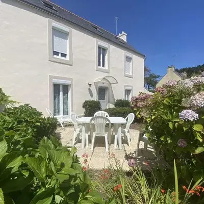 Appartement avec jardin proche plage et port