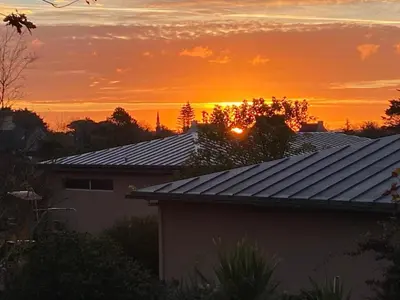 Lever ou coucher de soleil vu de le village vacances ou à proximité