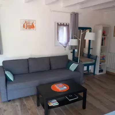 Coin salon dans l'établissement La Demoiselle du Finistère