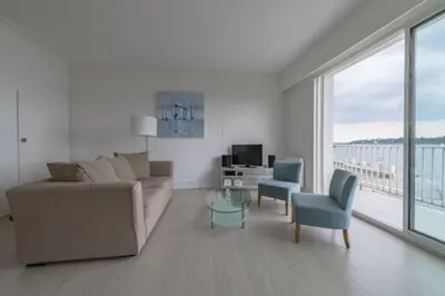 Coin salon dans l'établissement Appartement vue mer