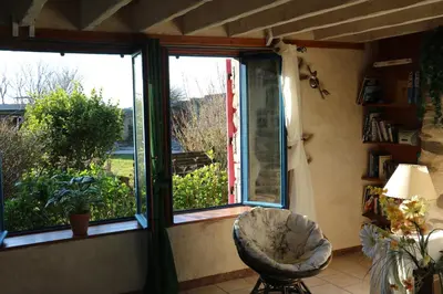 Jardin de l'établissement Les Gîtes Aux Volets Roses