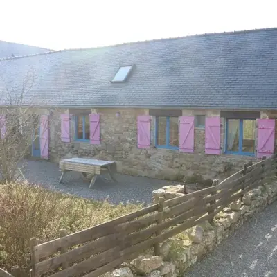 Les Gîtes Aux Volets Roses
