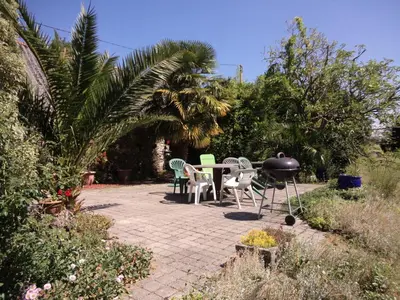 Jardin de l'établissement L'Ecurie