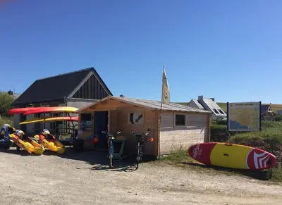 Aire de jeux pour enfants de l'établissement La Pointe Camping