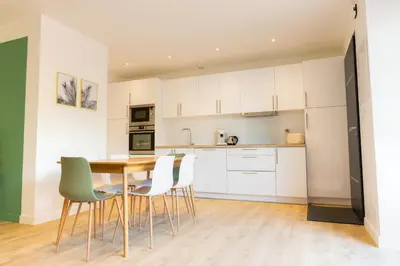 Cuisine ou kitchenette dans l'établissement Résidence du Phare - 4 appartements - 2 chambres - Vue mer ou Terrasse