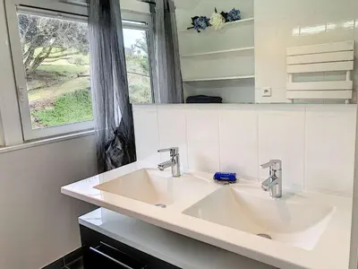 Plan de l'établissement Superbe maison avec jardin, proche plage, chiens admis - FR-1-542-25