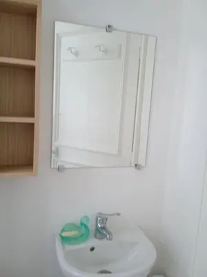Salle de bains dans l'établissement Helocar