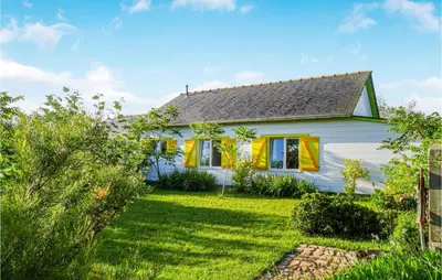 Jardin de l'établissement Nice Home In Plouguerneau With Wifi