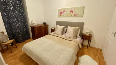 Un ou plusieurs lits dans un hébergement de l'établissement Charmante Maison Bretonne à 2 minutes des plages