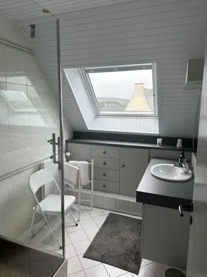 Salle de bains dans l'établissement Chambres d'hôtes du Theven