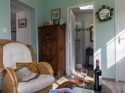 Coin salon dans l'établissement Holiday Home Ty va Zud by Interhome