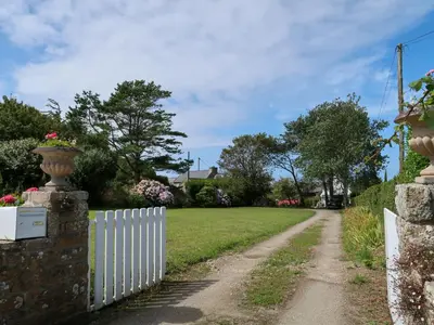Jardin de l'établissement Holiday Home Ty va Zud by Interhome
