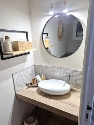 Salle de bains dans l'établissement La villa Ty Mor Braz