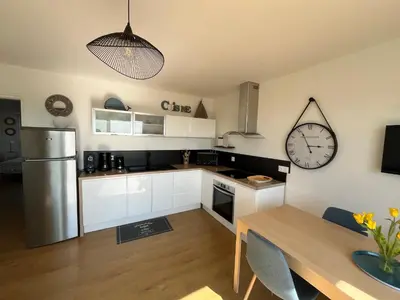 Cuisine ou kitchenette dans l'établissement Appartement vue mer