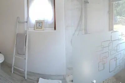 Salle de bains dans l'établissement Cleuziou Vraz