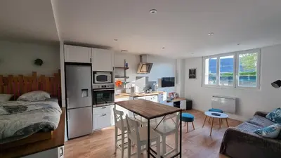 Cuisine ou kitchenette dans l'établissement Vacances Ô Loch - Studio à 200 mètres de la plage - Le Cap Coz Fouesnant