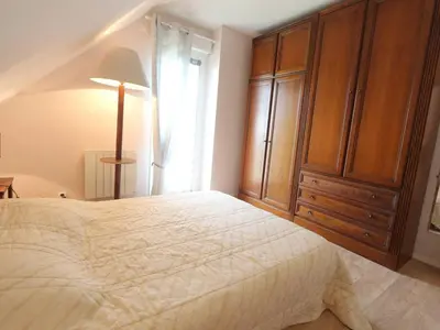Un ou plusieurs lits dans un hébergement de l'établissement Maison 3* lumineuse à Fouesnant, proche centre, 6 pers., jardin, terrasse, à 4 km des plages - FR-1-481-82