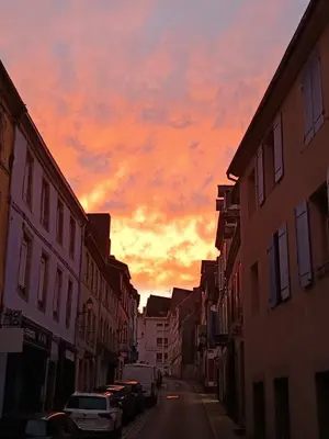 Lever ou coucher de soleil vu de l'appartement ou à proximité