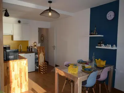Cuisine ou kitchenette dans l'établissement Studio in Plougasnou with Sea View and Beaches