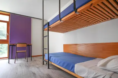 Un ou plusieurs lits dans un hébergement de l'établissement OSTAL Brest - Auberge de jeunesse du Moulin Blanc