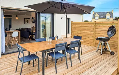 Terrasse ou espace extérieur de l'établissement 3 Bedroom Awesome Home In Plouguerneau