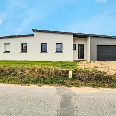 3 Bedroom Awesome Home In Plouguerneau