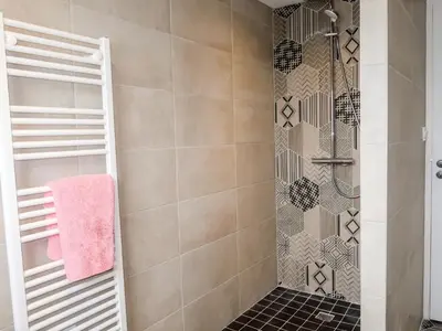 Salle de bains dans l'établissement Holiday Home La Ganivelle by Interhome