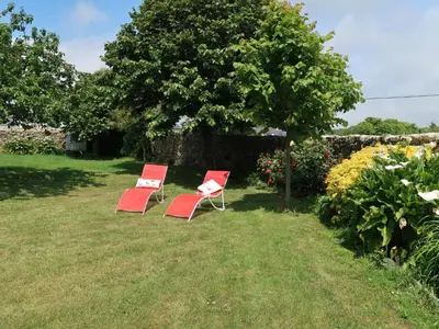 Jardin de l'établissement Holiday Home Ty ar Bilie by Interhome