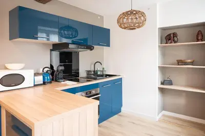 Cuisine ou kitchenette dans l'établissement PERLEZENN VONTROULEZ (T2 45m2)