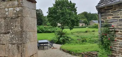 Jardin de l'établissement Moulin de Lossulien