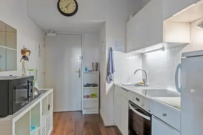 Cuisine ou kitchenette dans l'établissement château de Locquéran Pierres et filets bleus
