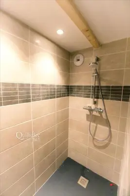 Salle de bains dans l'établissement Manoir Pors Braz - Gîte des Boudiged