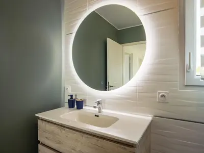 Salle de bains dans l'établissement Holiday Home Villa Ty Coz by Interhome