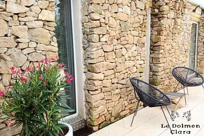 Plan de l'établissement La Casa du Dolmen Clara, balnéo privée, entre terre et mer