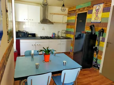 Cuisine ou kitchenette dans l'établissement ConcarnOLoc
