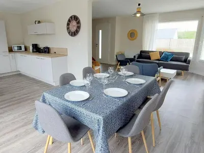 Coin salon dans l'établissement Holiday Home in Plouarzel near Sandy Beaches