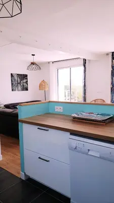 Cuisine ou kitchenette dans l'établissement Maison proche du bourg de Crozon et des plages de Morgat