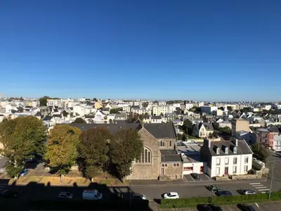 Vue générale sur Brest ou vue de la ville depuis l'appartement