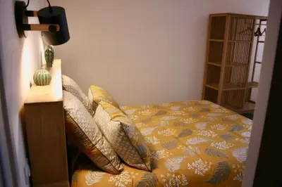 Un ou plusieurs lits dans un hébergement de l'établissement Appartement T2 centre historique de Morlaix