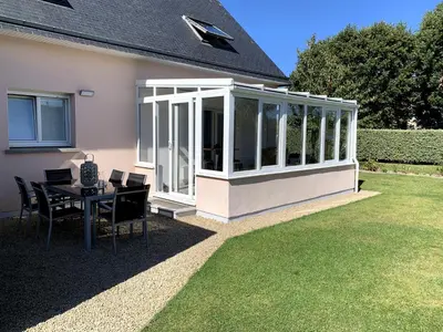 Jardin de l'établissement L'escale 551, gîte Santec à 250m de la plage