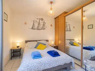 Un ou plusieurs lits dans un hébergement de l'établissement Studio Les Hortensias by Interhome