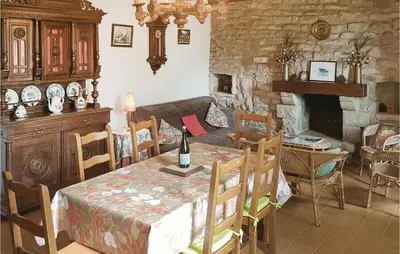 Coin salon dans l'établissement Holiday Home Kermathéano