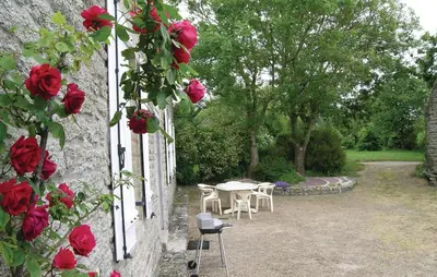 Jardin de l'établissement Holiday Home Kermathéano