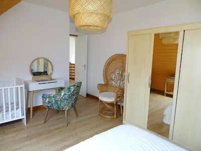 Un ou plusieurs lits dans un hébergement de l'établissement Holiday Home in Terenez with Stunning Sea View