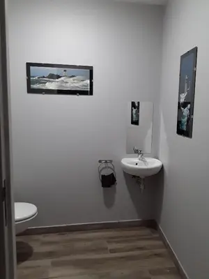 Salle de bains dans l'établissement Gîte de Rosvern