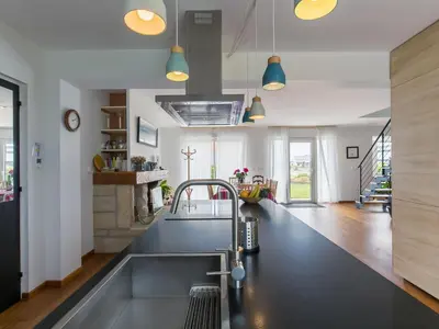 Cuisine ou kitchenette dans l'établissement Holiday Home La Grève bleue by Interhome
