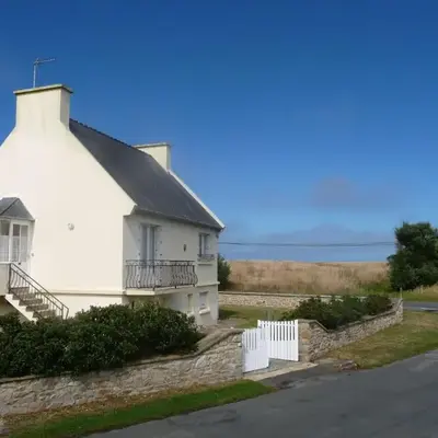 House in Treompan near Sandy Beach