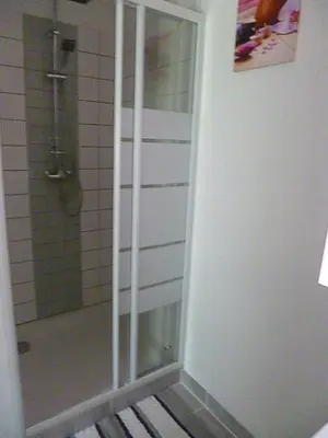 Salle de bains dans l'établissement gite au calme centre finistère jardin clos
