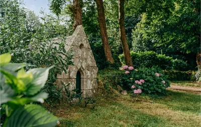 Jardin de l'établissement Lovely Apartment In Concarneau