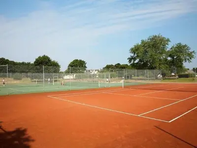 Tennis ou squash au sein de l'appartement ou à proximité